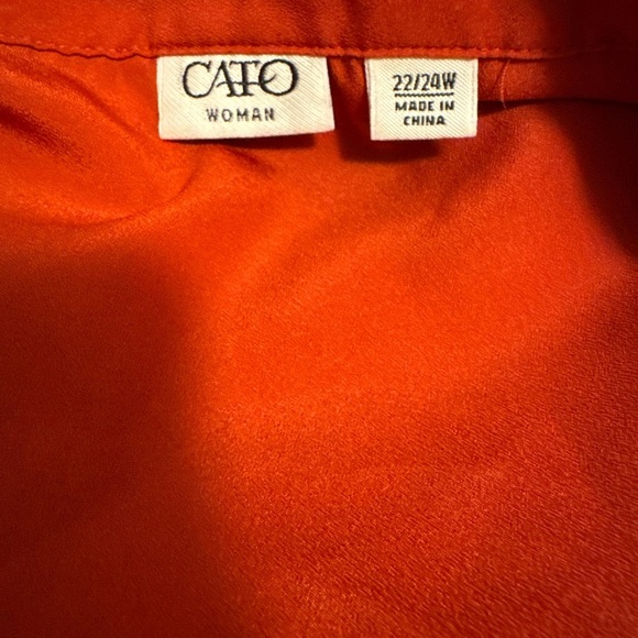 Cato Red Blouse with Zipper Pocket - Picture 8 of 9